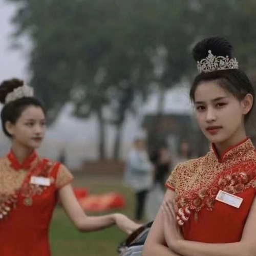 腾龙现代服务